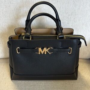 Michael Kors Handbag/Crossbody